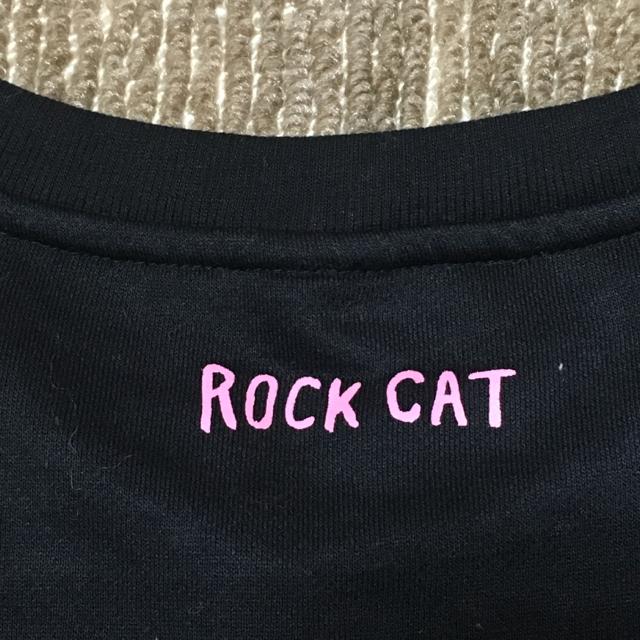 神保町にゃんこ堂書店・猫刺繍&ロックキャット柄スウェット黒 < 女性ファッション  神保町にゃんこ堂書店・猫刺繍&ロックキャット柄スウェット黒 < 女性ファッションの
