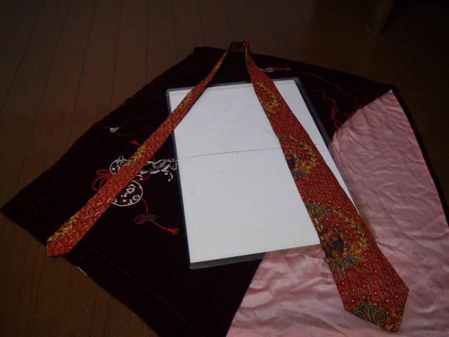 Singa Batik Houseのネクタイ!。 < 男性ファッション  Singa Batik Houseのネクタイ!。  < 男性ファッションの