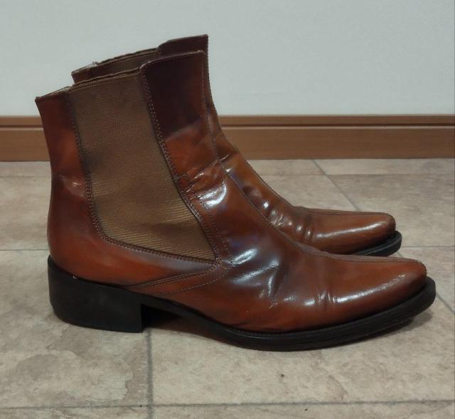 本革 茶 ブラウン イタリア製アルチザン ショートブーツ ポインテッド サイドゴア 24.5cm チェルシーブーツ  60年代  < 女性ファッション  本革 茶 ブラウン イタリア製アルチザン ショートブーツ ポインテッド サイドゴア 24.5cm チェルシーブーツ  60年代  < 女性ファッションの