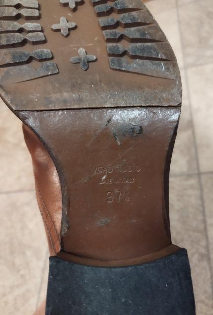 本革 茶 ブラウン イタリア製アルチザン ショートブーツ ポインテッド サイドゴア 24.5cm チェルシーブーツ  60年代  < 女性ファッション  本革 茶 ブラウン イタリア製アルチザン ショートブーツ ポインテッド サイドゴア 24.5cm チェルシーブーツ  60年代  < 女性ファッションの