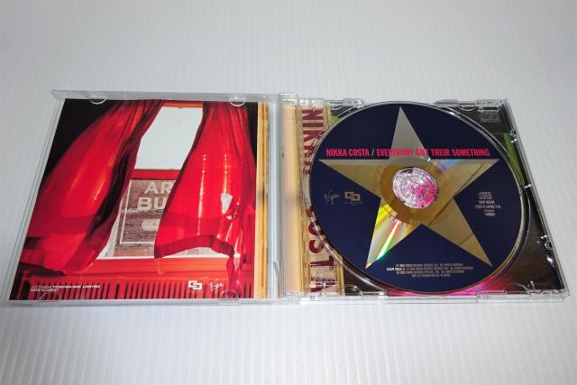 CDjbJERX^Everybody Got Their(A)Nikka Costa2270~  CD/DVD/rfI 