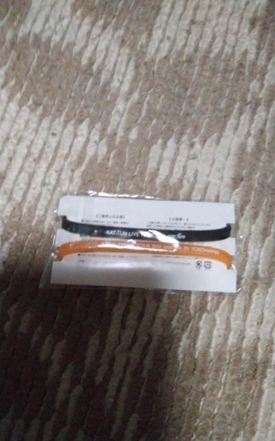 KATーTUN  Come  Here リストバンド  横浜限定 < タレントグッズ  KATーTUN  Come  Here リストバンド  横浜限定 < タレントグッズの