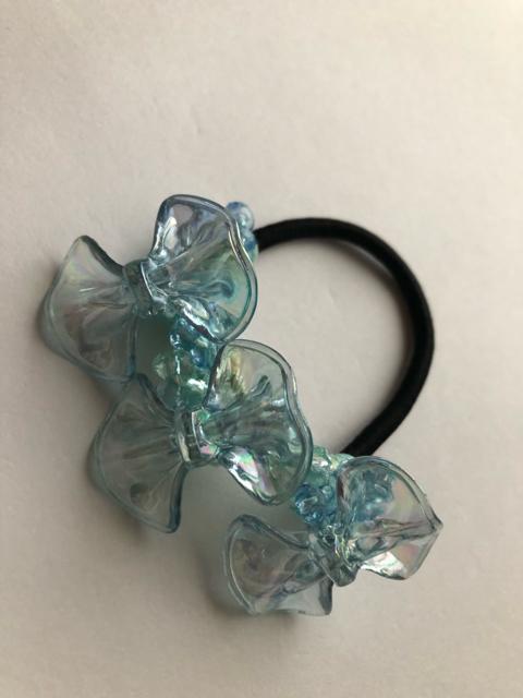ハンドメイド ヘアゴム  キラキラピーズ盛り盛り♪ 大きめリボン ブルー ブルーの小めキラキラピーズ < 女性ファッション  ハンドメイド ヘアゴム  キラキラピーズ盛り盛り♪ 大きめリボン ブルー ブルーの小めキラキラピーズ < 女性ファッションの