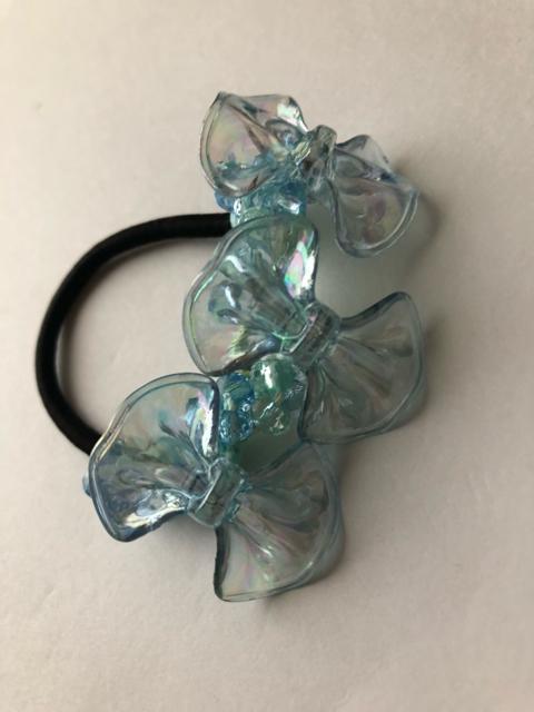 ハンドメイド ヘアゴム  キラキラピーズ盛り盛り♪ 大きめリボン ブルー ブルーの小めキラキラピーズ < 女性ファッション  ハンドメイド ヘアゴム  キラキラピーズ盛り盛り♪ 大きめリボン ブルー ブルーの小めキラキラピーズ < 女性ファッションの
