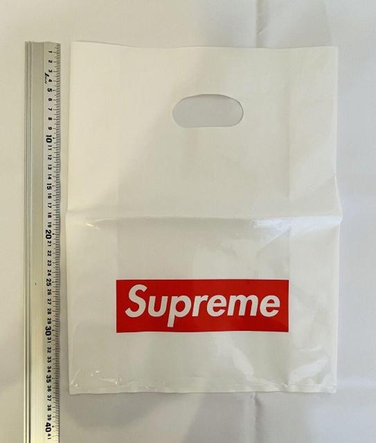 ◇ブランド品/箱・袋【PRADA/DOLCE&GABBANA/YSL/Supreme/BALENCIAGA】◇ < 女性アクセサリー/時計  ◇ブランド品/箱・袋【PRADA/DOLCE&GABBANA/YSL/Supreme/BALENCIAGA】◇ < 女性アクセサリー/時計の