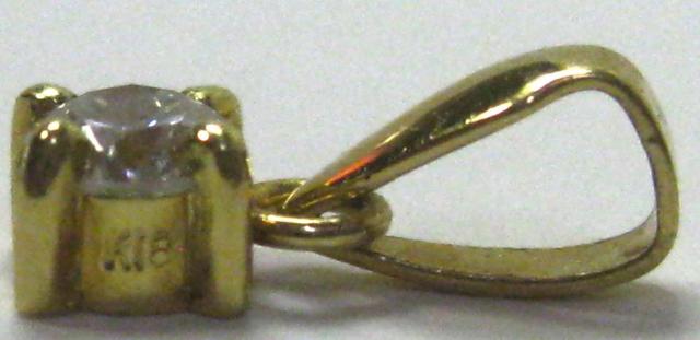 新品・未使用 K18 18金 ペンダント ダイヤ 0.122ct チャーム < 女性アクセサリー/時計 新品・未使用 K18 18金 ペンダント ダイヤ 0.122ct チャーム < 女性アクセサリー/時計の