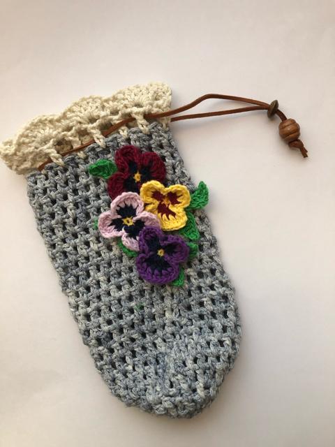 ハンドメイド ペットボトルカバー 500mL 600mL パンジー♪ < 女性ファッション  ハンドメイド ペットボトルカバー 500mL 600mL パンジー♪ < 女性ファッションの