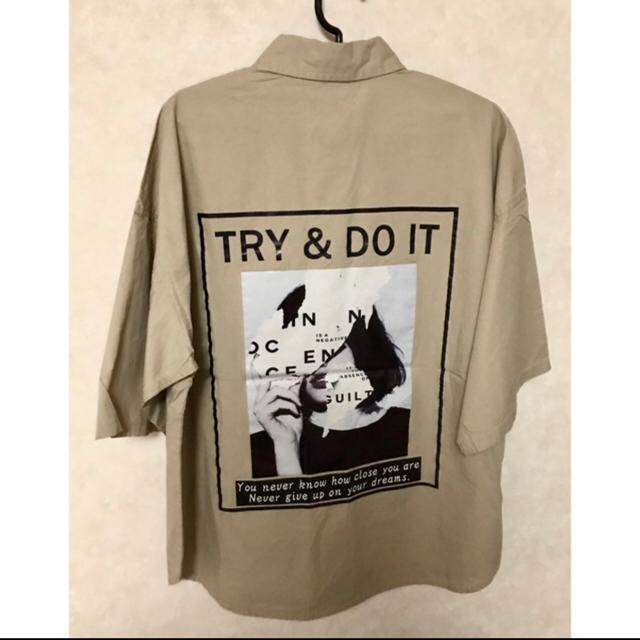 新品タグ付き spitinick フオト付きタイプライター 半袖シャツ M < 男性ファッション  新品タグ付き spitinick フオト付きタイプライター 半袖シャツ M < 男性ファッションの