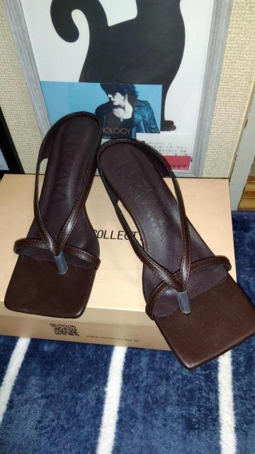 ☆VIVIANスクエアトゥ変形ヒールトングサンダル☆超美品 < 女性ファッション  ☆VIVIANスクエアトゥ変形ヒールトングサンダル☆超美品  < 女性ファッションの