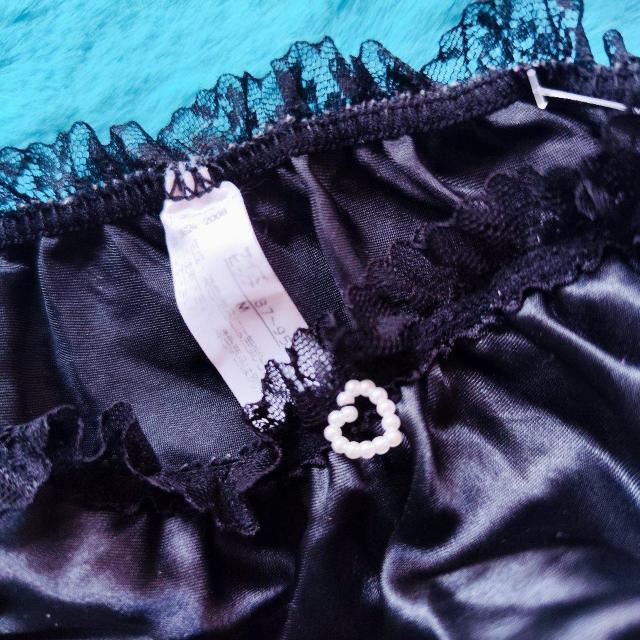 激エロカワッ。。。サテン紐パンティー。。。ショーツ。。。ブラック。。。ヒモパン。。。紐ぱん。。。ひもぱん。。。 < 女性ファッション  激エロカワッ。。。サテン紐パンティー。。。ショーツ。。。ブラック。。。ヒモパン。。。紐ぱん。。。ひもぱん。。。 < 女性ファッションの