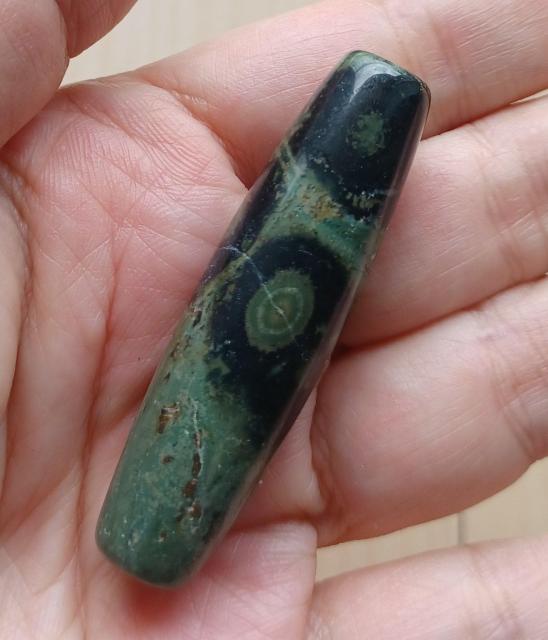 蒙古 九眼頁岩石 蒙天珠 ゴビ瑪瑙 < ペット/手芸/園芸  蒙古 九眼頁岩石 蒙天珠 ゴビ瑪瑙 < ペット/手芸/園芸の