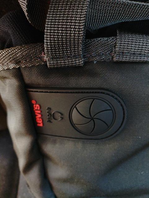 リーバイス levi's 斜め掛けミニショルダーバッグ ポーチ チョークバッグ < 男性ファッション リーバイス levi's 斜め掛けミニショルダーバッグ ポーチ チョークバッグ < 男性ファッションの