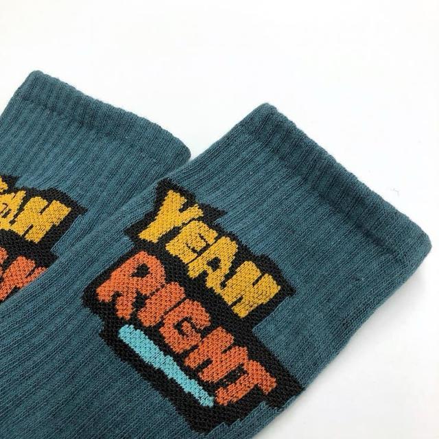 定価2,200円【新品】ポップロゴ入りソックス 2足セット● < 女性ファッション  定価2,200円【新品】ポップロゴ入りソックス 2足セット● < 女性ファッションの