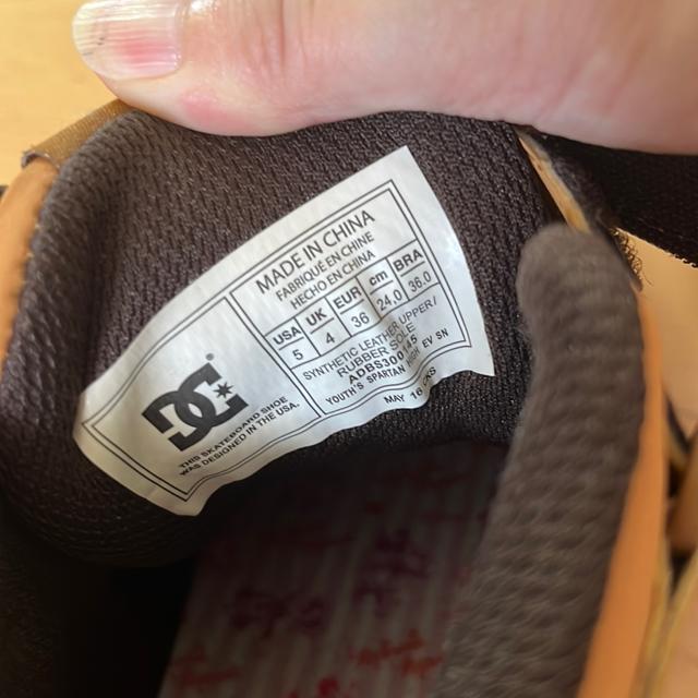 DCスニーカー24センチ < 女性ファッション  DCスニーカー24センチ < 女性ファッションの