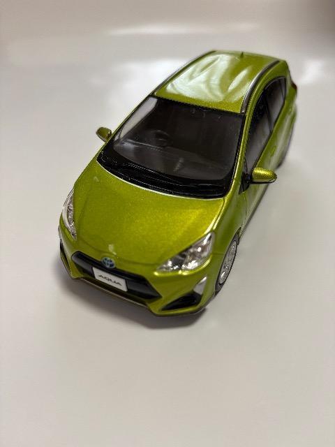 TOYOTA AQUA 中期 1/30 箱付未使用♪flesh Green ディーラー非売品♪ < ホビー  TOYOTA AQUA 中期 1/30 箱付未使用♪flesh Green ディーラー非売品♪ < ホビーの