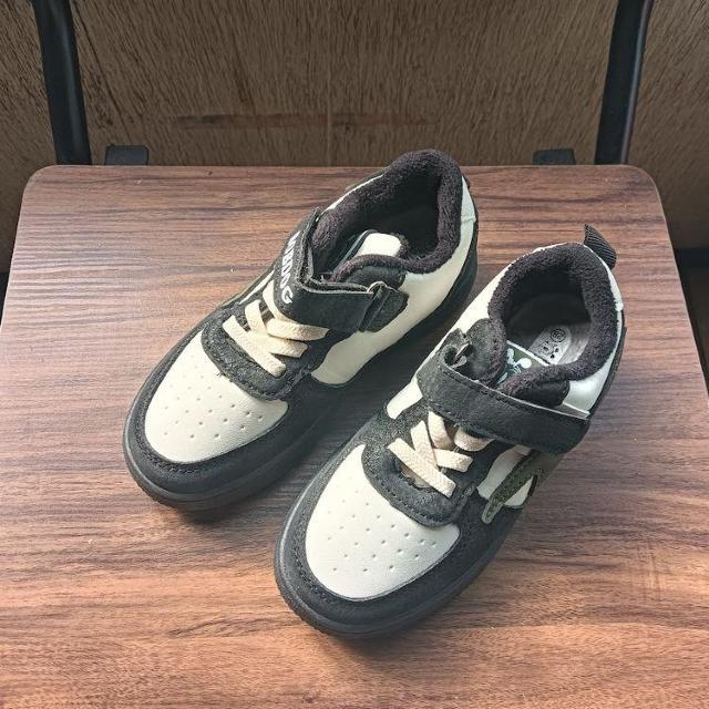 新品 17.5cm キッズ スニーカー 裏起毛 シューズ 子供靴 BOBDOG < キッズ/ベビー  新品 17.5cm キッズ スニーカー 裏起毛 シューズ 子供靴 BOBDOG  < キッズ/ベビーの