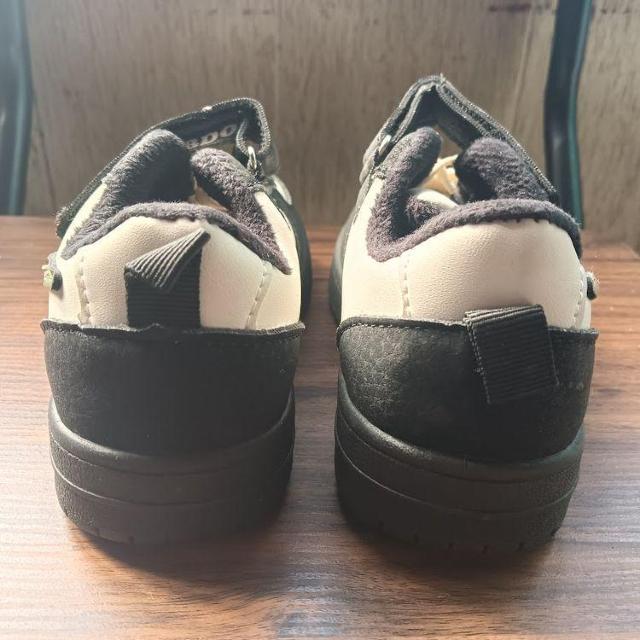 新品 17.5cm キッズ スニーカー 裏起毛 シューズ 子供靴 BOBDOG < キッズ/ベビー  新品 17.5cm キッズ スニーカー 裏起毛 シューズ 子供靴 BOBDOG < キッズ/ベビーの