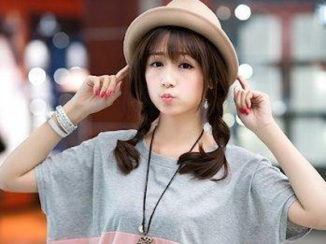 Tシャツ 半袖 ポンチョ風 < 女性ファッション Tシャツ 半袖 ポンチョ風 < 女性ファッションの