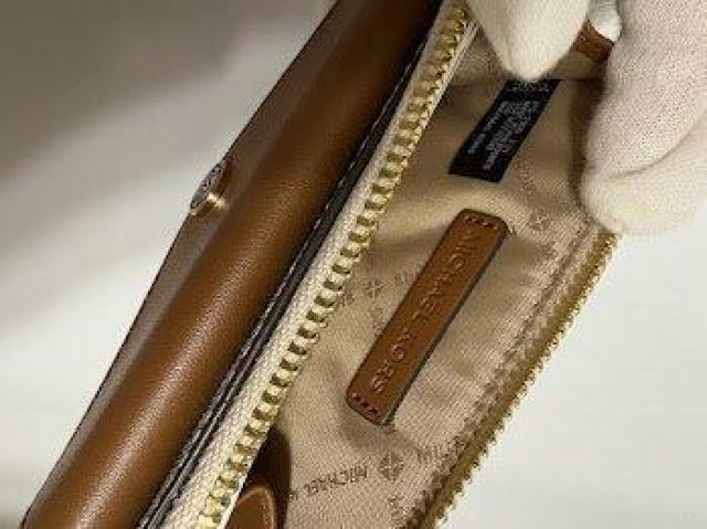 MICHAEL KORS }CPR[X RCP[X oj 35F1GTVD5B VANILL  uh 