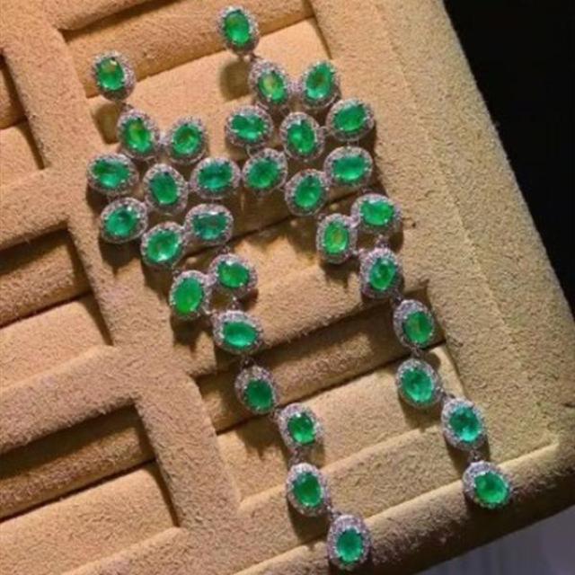 天然エメラルド925シルバーピアス、証明書 S0zSu_1898Yu_5845 < 女性アクセサリー/時計 天然エメラルド925シルバーピアス、証明書 S0zSu_1898Yu_5845 < 女性アクセサリー/時計の