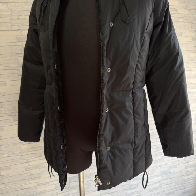 NIKE ナイキ レディース ダウンジャケット コート ブラック Mサイズ 防寒 スポーツ < ブランド NIKE ナイキ レディース ダウンジャケット コート ブラック Mサイズ 防寒 スポーツ < ブランドの