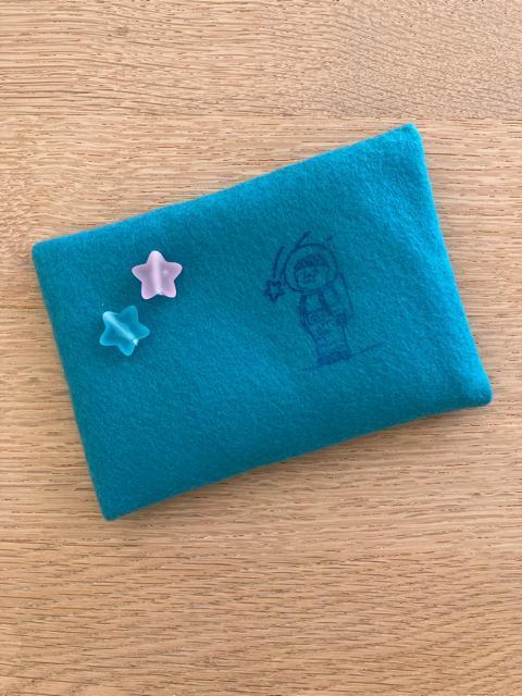 �n���h���C�h���ӂ�����|�P�b�g�e�B�b�V���P�[�X  �� �y�b�g/��|/���|�� 