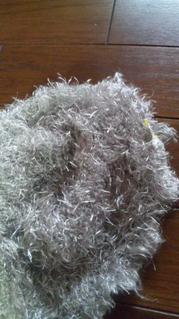 【美品】シルバーグレー◆フワフワ肌触り◎◆裾フリルマフラー < 女性ファッション  【美品】シルバーグレー◆フワフワ肌触り◎◆裾フリルマフラー < 女性ファッションの