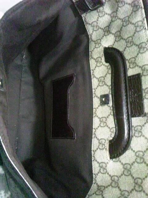 GUCCIu[tP[XGGރNb`obOb`{XgV}  uh 