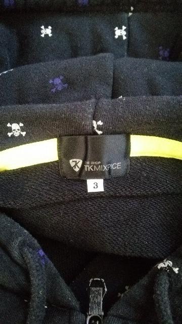 タケオキクチ/TAKEO KIKUCHI スカル柄パーカー < ブランド  タケオキクチ/TAKEO KIKUCHI スカル柄パーカー < ブランドの