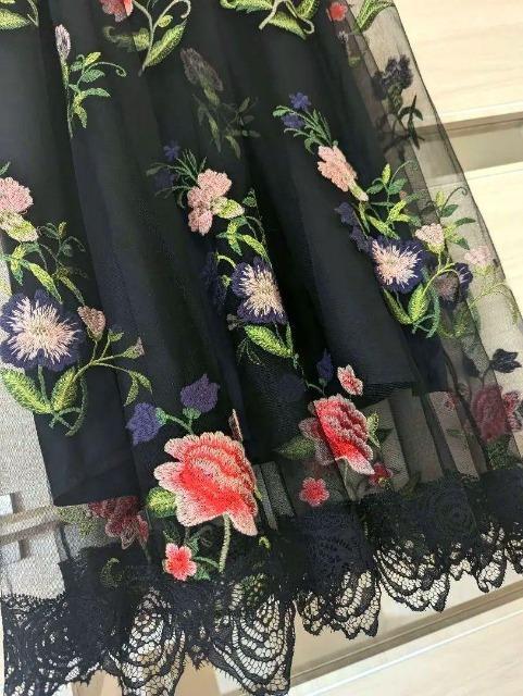 4298 SHIZUKA KOMURO/コムロシズカ/シズカコムロ/コムロシヅカ/シヅカコムロ/刺繍チュールフレアロングスカート < ブランド 4298 SHIZUKA KOMURO/コムロシズカ/シズカコムロ/コムロシヅカ/シヅカコムロ/刺繍チュールフレアロングスカート < ブランドの