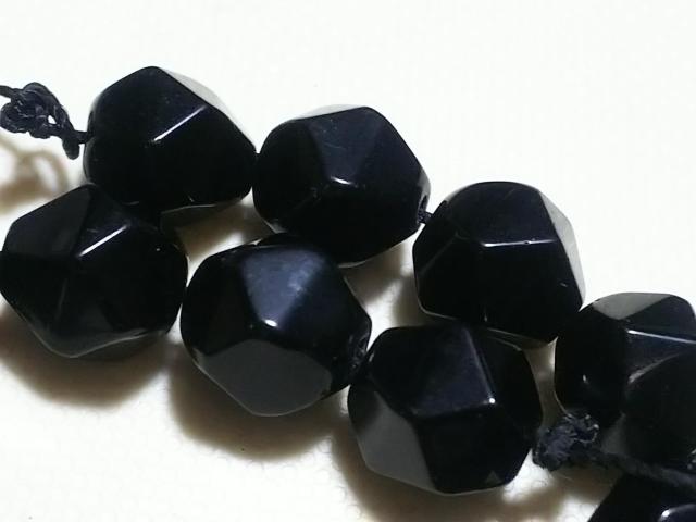 天然石★オニキス 10mmスターカット 半連 < 女性アクセサリー/時計 天然石★オニキス 10mmスターカット 半連 < 女性アクセサリー/時計の