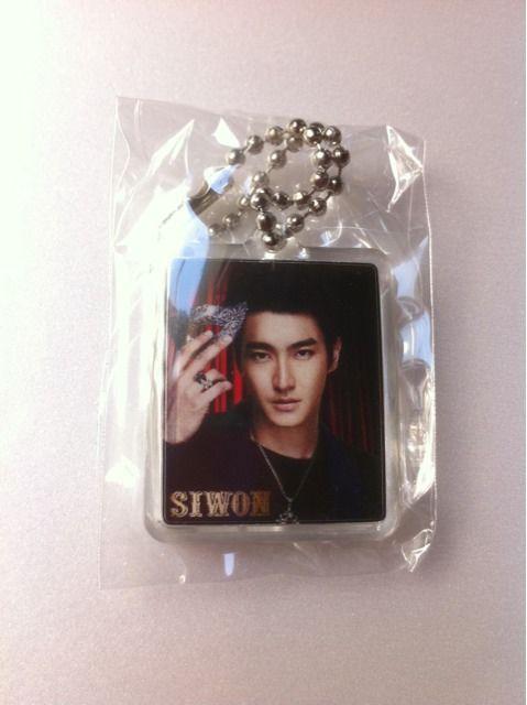 ☆ SUPERJUNIOR OPERA ガチャ クリアホルダー SJ シウォン Ver. < タレントグッズ  ☆ SUPERJUNIOR OPERA ガチャ クリアホルダー SJ シウォン Ver.  < タレントグッズの