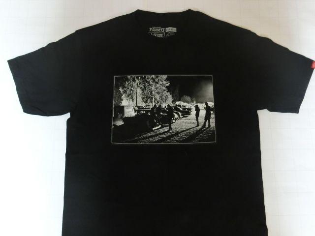 USA購入 バンズ【VANS】モノクロ フォトプリントTシャツUS S黒 < 男性ファッション  USA購入 バンズ【VANS】モノクロ フォトプリントTシャツUS S黒  < 男性ファッションの