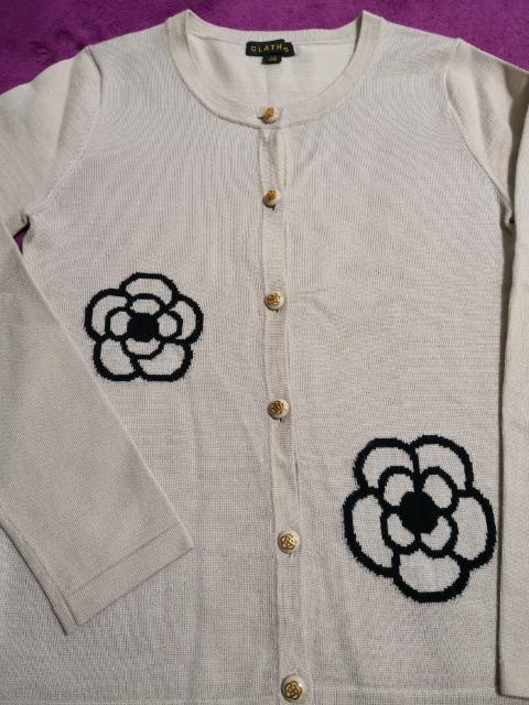 レア 美品 CLATHAS  クレイサス カーディガン ベージュ 38 < ブランド  レア 美品 CLATHAS  クレイサス カーディガン ベージュ 38  < ブランドの