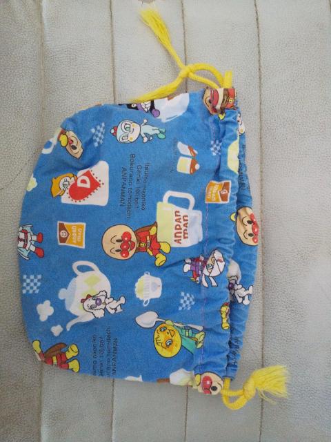 アンパンマンのお弁当袋入れ☆彡ハンドメイド☆彡 < キッズ/ベビー  アンパンマンのお弁当袋入れ☆彡ハンドメイド☆彡 < キッズ/ベビーの