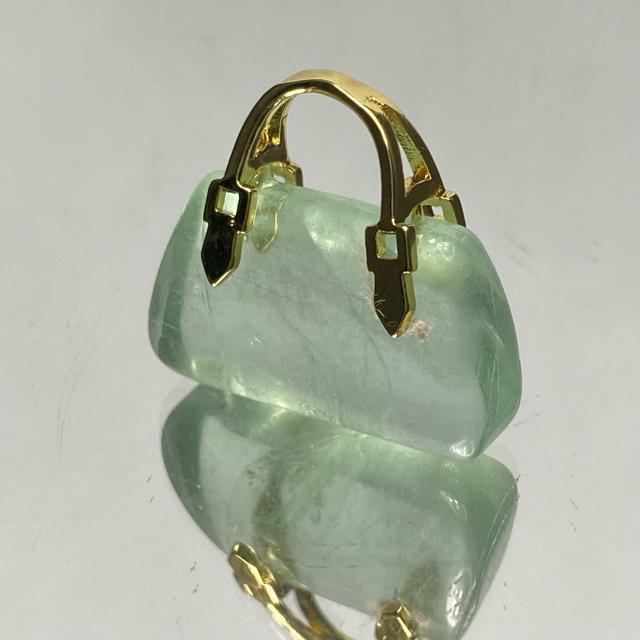 《No.T253》天然石フローライト カバン ネックレストップやインテリアに < 女性アクセサリー/時計  《No.T253》天然石フローライト カバン ネックレストップやインテリアに  < 女性アクセサリー/時計の