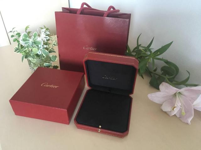 ★Cartier★ネックレスケース・外箱・ショップ袋セット★送料込み < ブランド  ★Cartier★ネックレスケース・外箱・ショップ袋セット★送料込み < ブランドの