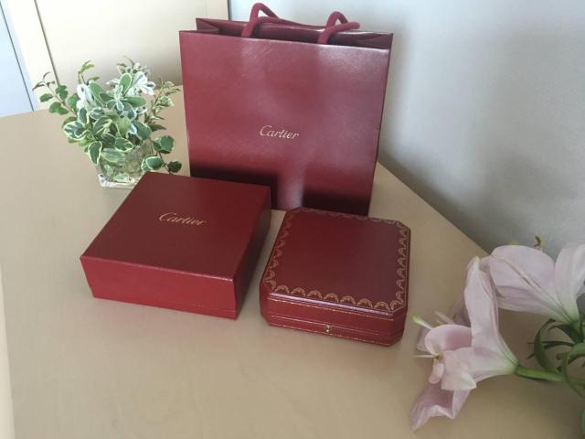 ★Cartier★ネックレスケース・外箱・ショップ袋セット★送料込み < ブランド  ★Cartier★ネックレスケース・外箱・ショップ袋セット★送料込み < ブランドの