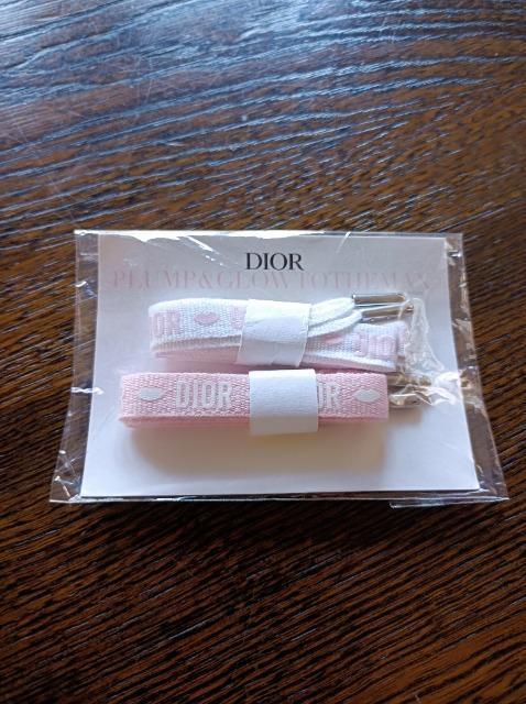 Christian dior★靴ひも.シューレース新品未使用未使用★可愛い過ぎ★靴も可愛く素敵に変身★リボンにも★即決★ディオール < ブランド Christian dior★靴ひも.シューレース新品未使用未使用★可愛い過ぎ★靴も可愛く素敵に変身★リボンにも★即決★ディオール < ブランドの