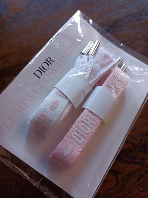 Christian dior★靴ひも.シューレース新品未使用未使用★可愛い過ぎ★靴も可愛く素敵に変身★リボンにも★即決★ディオール < ブランド Christian dior★靴ひも.シューレース新品未使用未使用★可愛い過ぎ★靴も可愛く素敵に変身★リボンにも★即決★ディオール < ブランドの