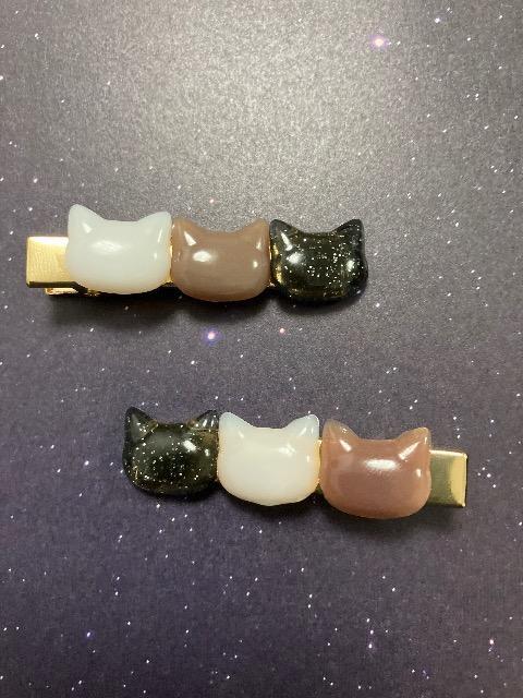 ハンドメイド レジン ねこ ヘアクリップ 2点セット < 女性ファッション  ハンドメイド レジン ねこ ヘアクリップ 2点セット  < 女性ファッションの