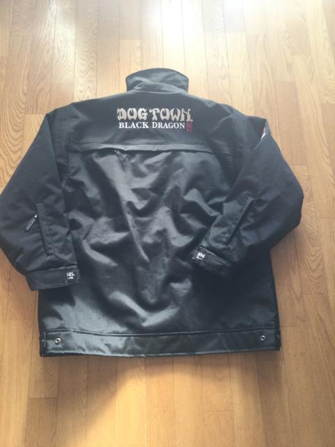 希少 ドックタウン DOG TOWN ブルゾン ジャンバー < 男性ファッション  希少 ドックタウン DOG TOWN ブルゾン ジャンバー < 男性ファッションの