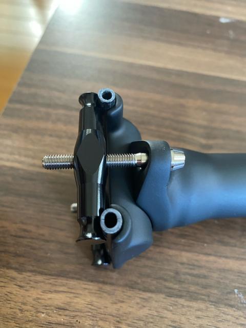 新品フルカーボンシートポスト131g < レジャー/スポーツ 新品フルカーボンシートポスト131g < レジャー/スポーツの