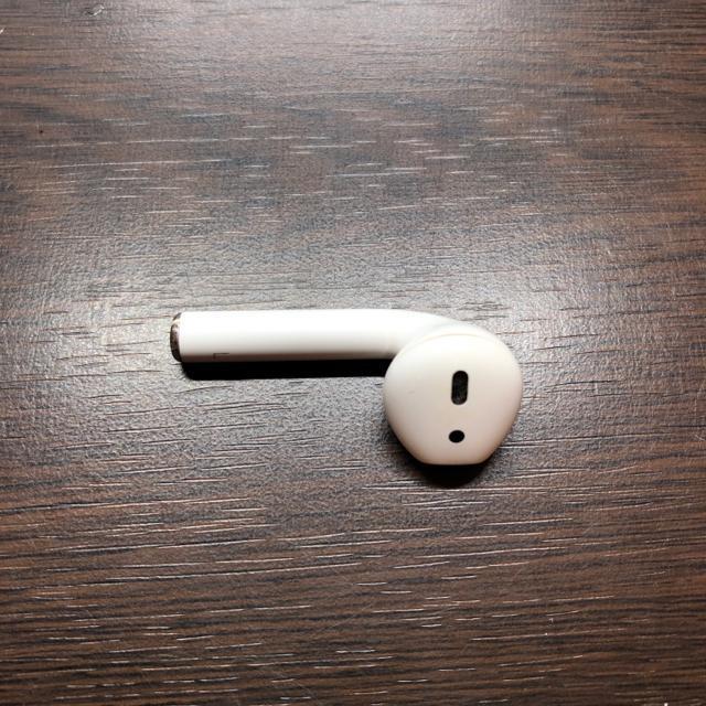 即決 Apple アップル AirPods 第2世代 左耳のみ A2031 < 家電/AV  即決 Apple アップル AirPods 第2世代 左耳のみ A2031 < 家電/AVの