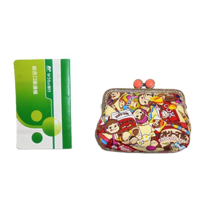 ◆ペコちゃん・不二家お菓子×クリーム地◆がまぐちポーチ【スクエア】オレンジ < 女性ファッション ◆ペコちゃん・不二家お菓子×クリーム地◆がまぐちポーチ【スクエア】オレンジ < 女性ファッションの