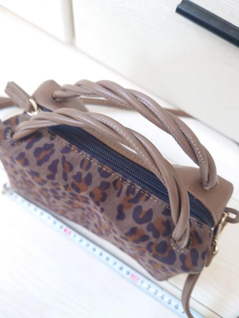 artemis by DIANA編み込みハンドル2WAYミニバッグ 定価一万 < ブランド artemis by DIANA編み込みハンドル2WAYミニバッグ 定価一万 < ブランドの