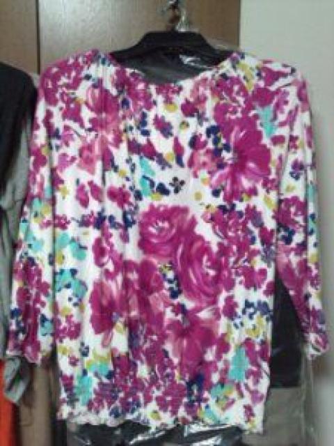 白地ピンク花柄ブルー黄色七分袖シャツカットソー綿スパン付きM < 女性ファッション  白地ピンク花柄ブルー黄色七分袖シャツカットソー綿スパン付きM < 女性ファッションの