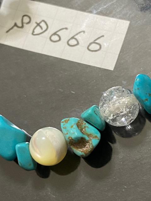 練りターコイズさざれとマザーオブパールのブレスレット < 女性アクセサリー/時計  練りターコイズさざれとマザーオブパールのブレスレット < 女性アクセサリー/時計の