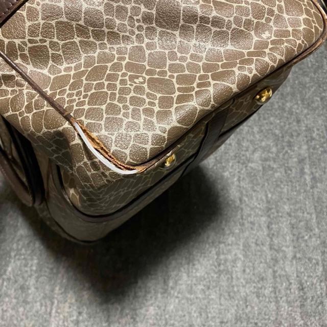 y1~X^[gzyBe[WzyNINA RICCI / jib`z {XgobO