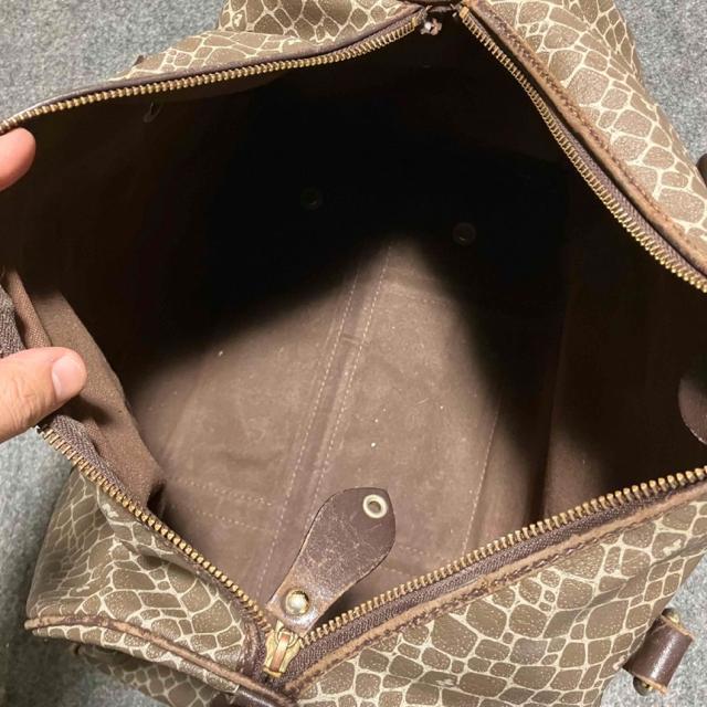 y1~X^[gzyBe[WzyNINA RICCI / jib`z {XgobO